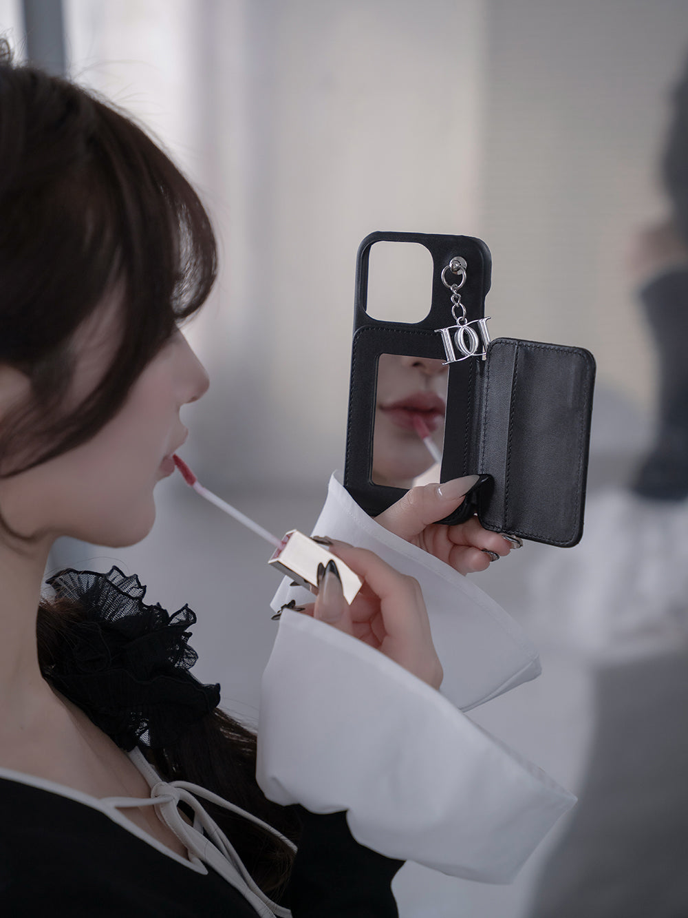 予約商品】キルティングミラーDDチャームiPhoneケース – Darich