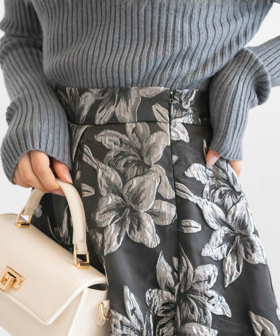 SALE】フラワージャガードフレアスカート