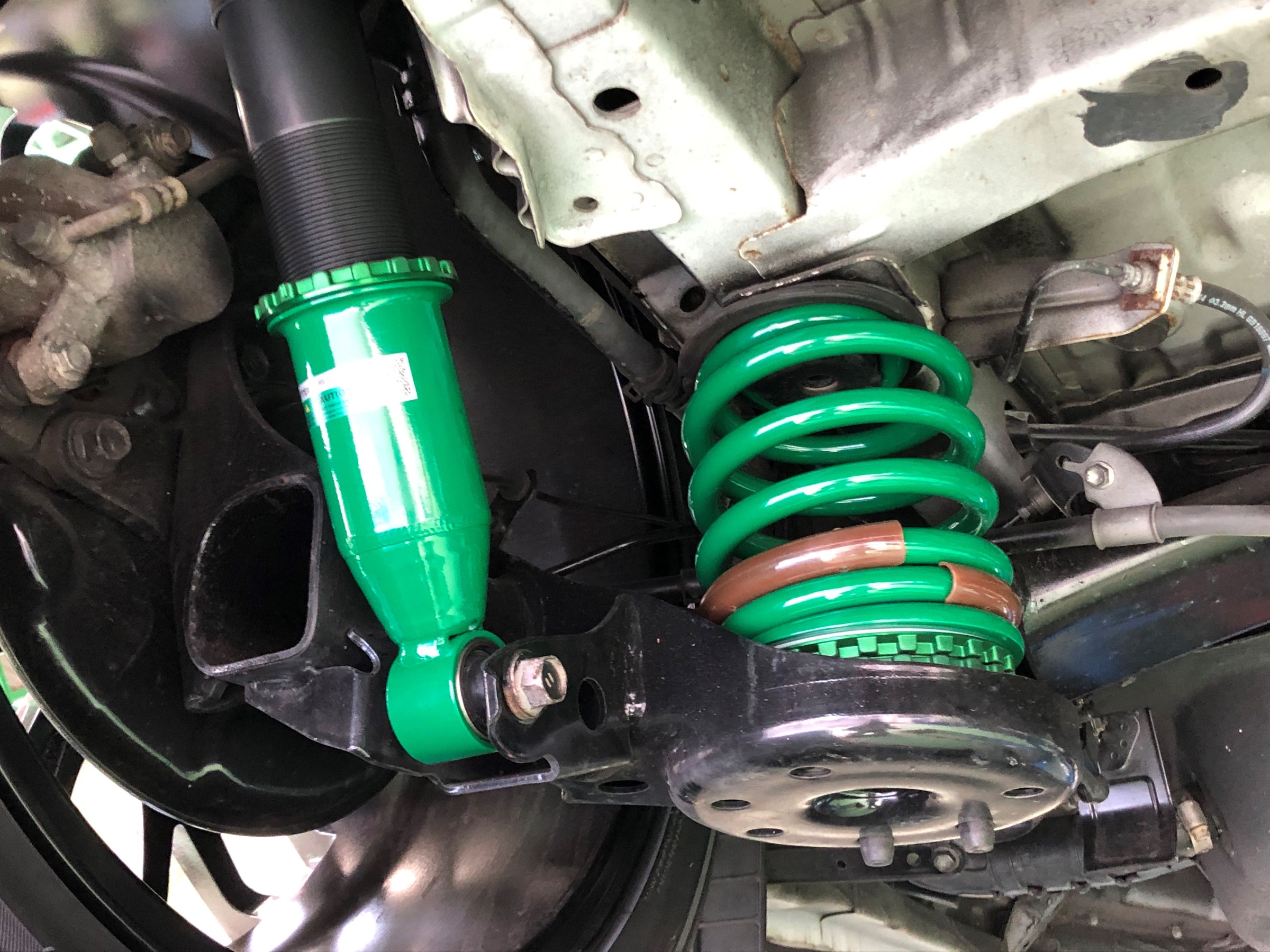 20型 ヴェルファイア TEIN 車高調取り付け！！ | 店舗おススメ情報