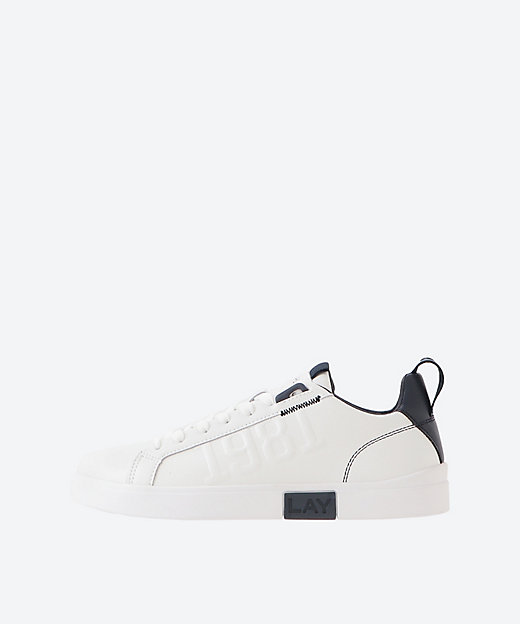 24SS エンボスレザースニーカー GMZ3P ．000