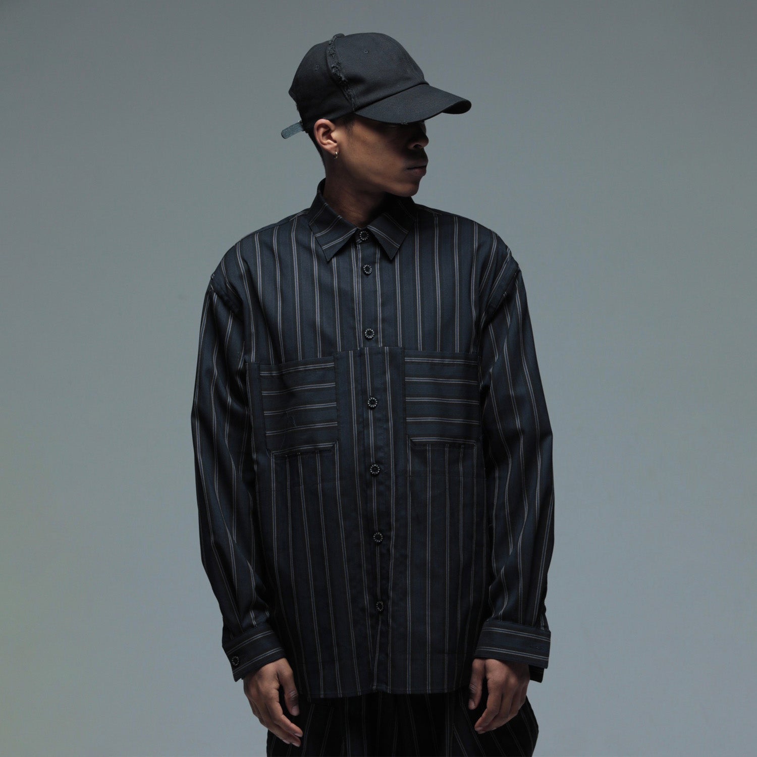 MUZE TURQUOISE LABEL - VILOFT® STRIPE SH(BLACK)ミューズ ストライプ